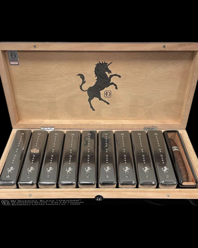 Dunbarton Mi Querida Black Unicorn