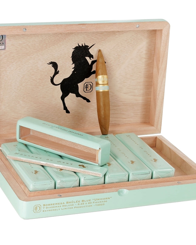 Muestra de Saka Brûlée Blue Unicorn