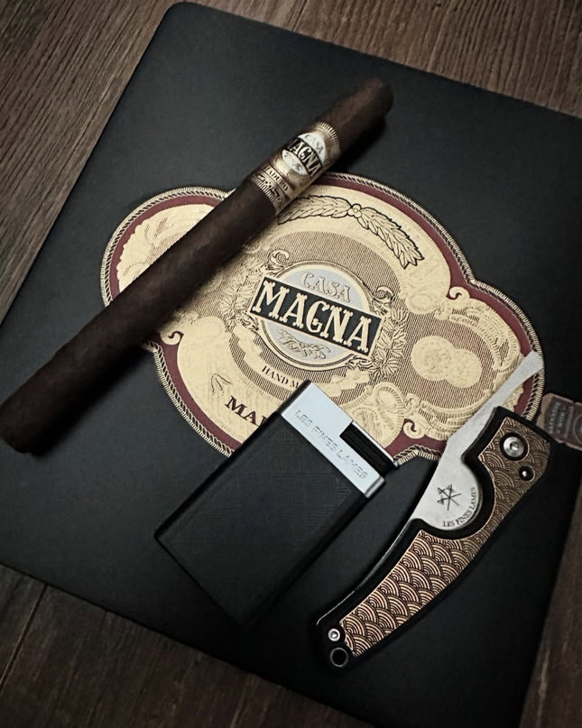 Limited Edition Casa Magna Maduro Lancero