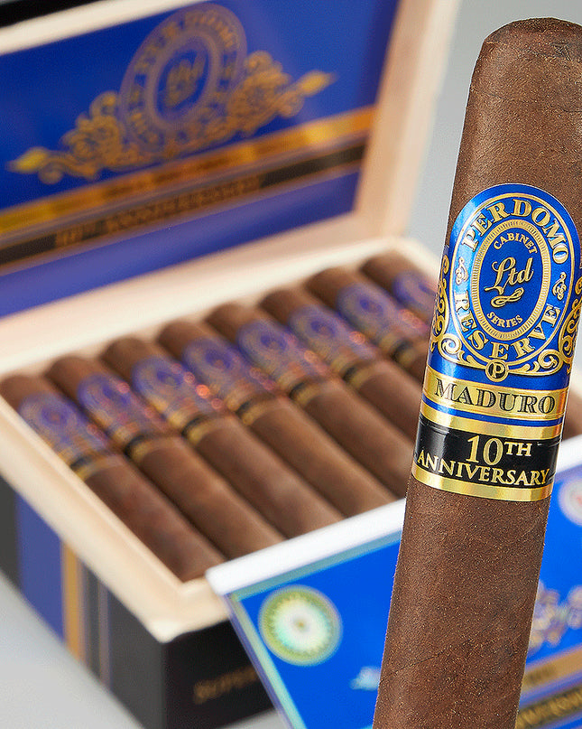 Perdomo Reserve 10th Anniversary Box-Pressed Maduro Epicure