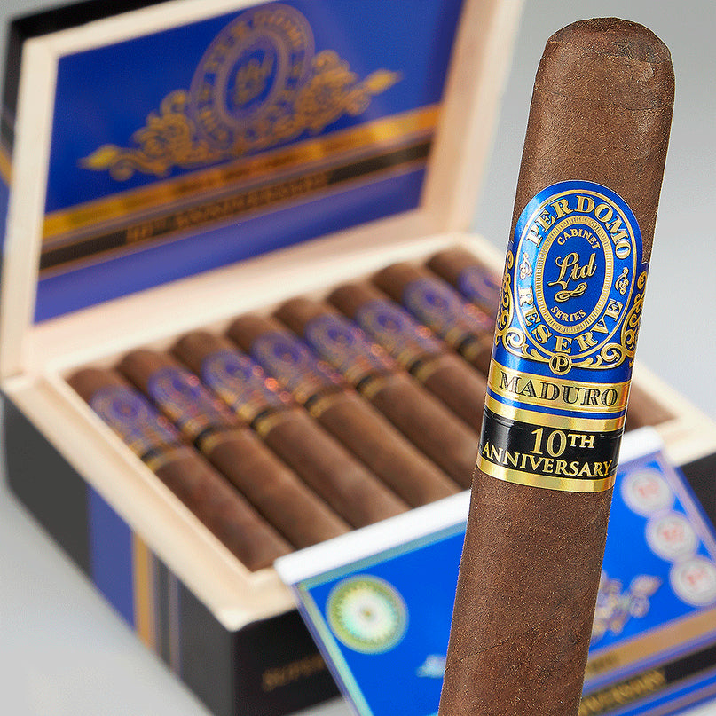 Perdomo Reserve 10th Anniversary Maduro Epicure – 6 x 54 | 2021 Cigar of the Year